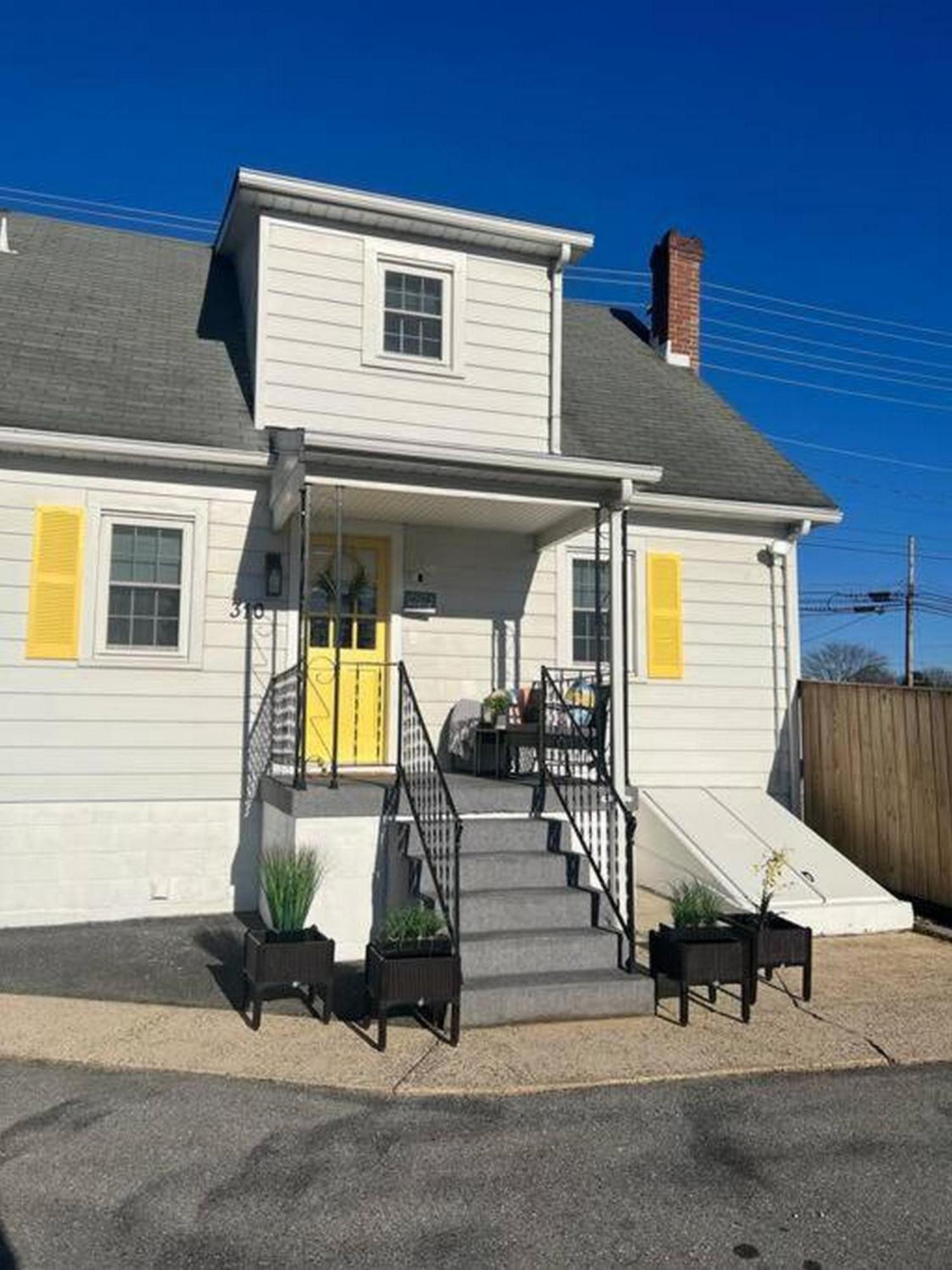 Patty'S Place In Downtown Frederick Esterno foto